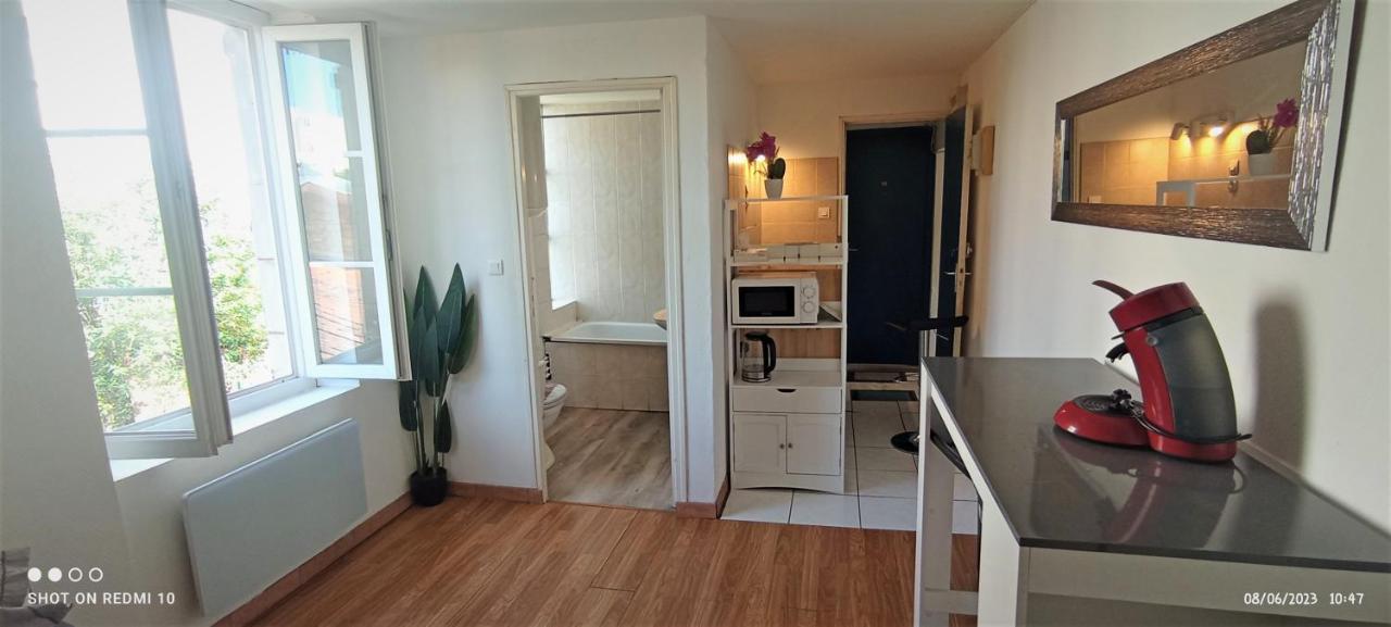 Studio 10 Avec Wifi Limoges Exterior photo